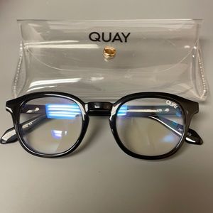 GUC Quay Australia Walk On Blue Light Glasses